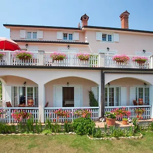 Lidija Labin (Istria)