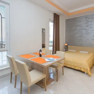  Apartman Leana